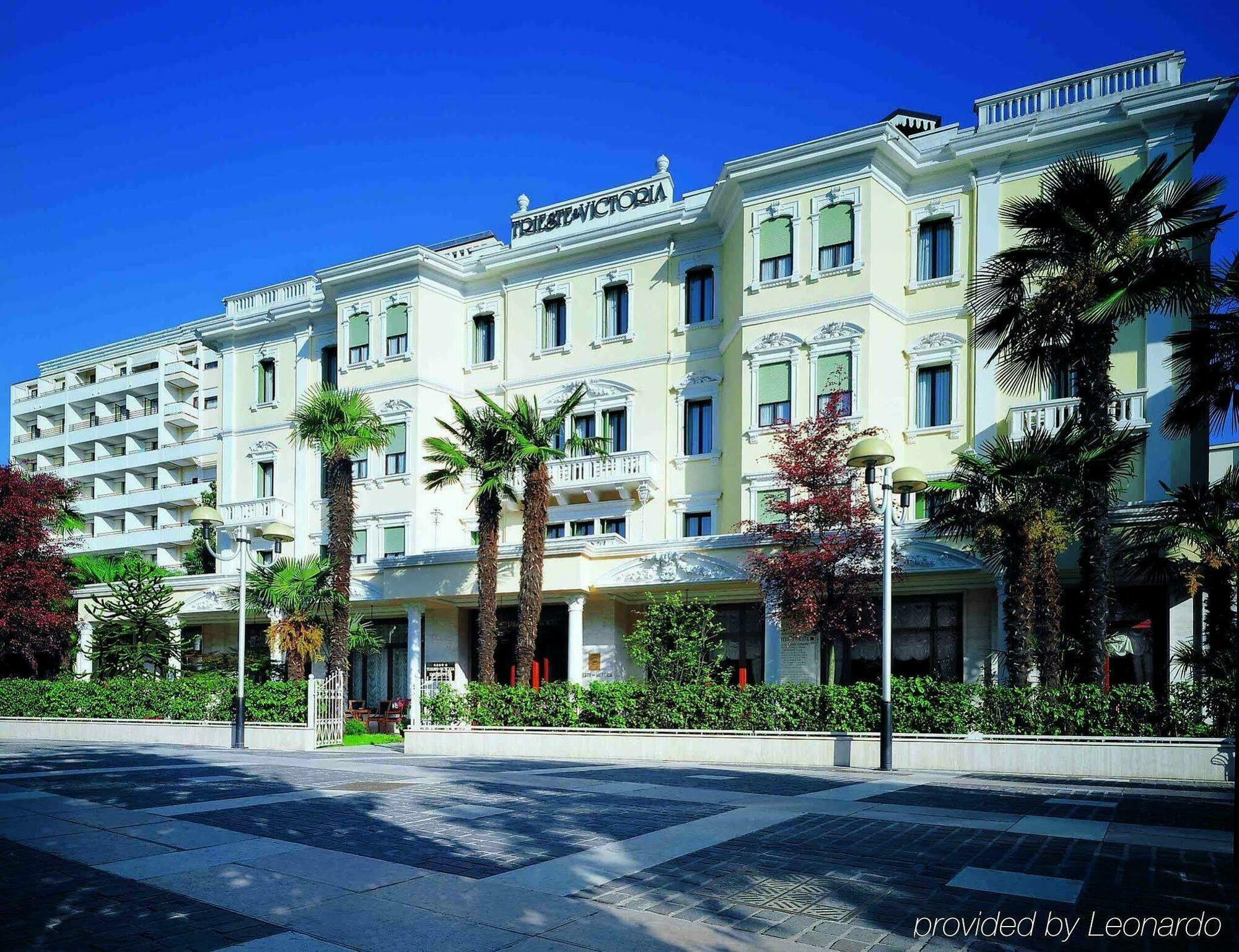 Grand Hotel Trieste & Victoria Abano Terme Exteriér fotografie The hotel in 2008